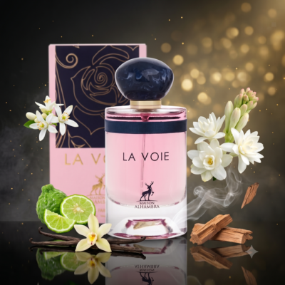 Perfume La Voie de Maison Alhambra con notas de flor de azahar del naranjo, bergamota, nardos, jazmín de la India, vainilla de Madagascar, almizcle blanco y cedro de Virginia. Fragancia floral femenina.